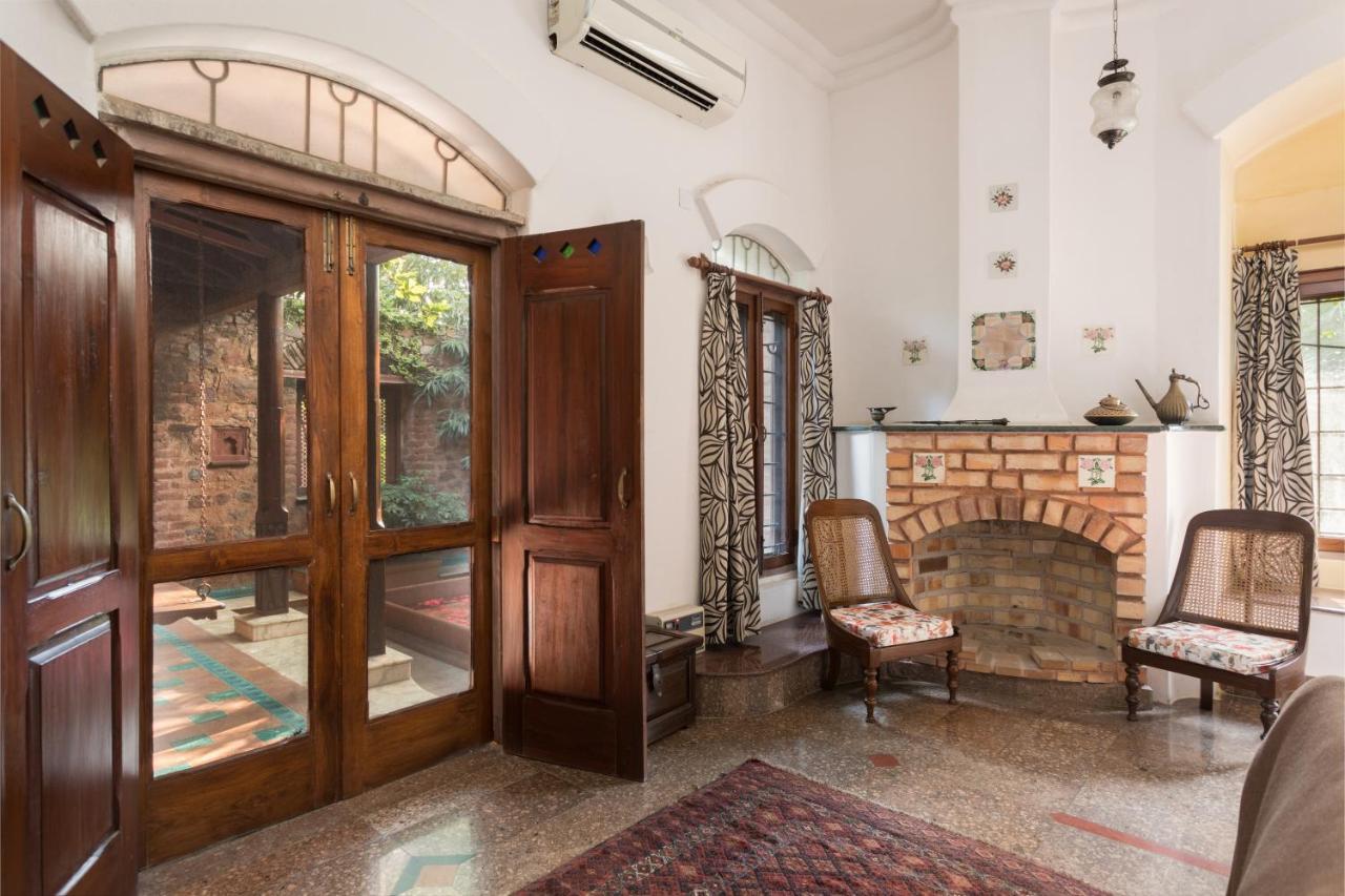Hostie Chinar Haveli - Heritage Home With Pool, Ґурґаон Екстер'єр фото
