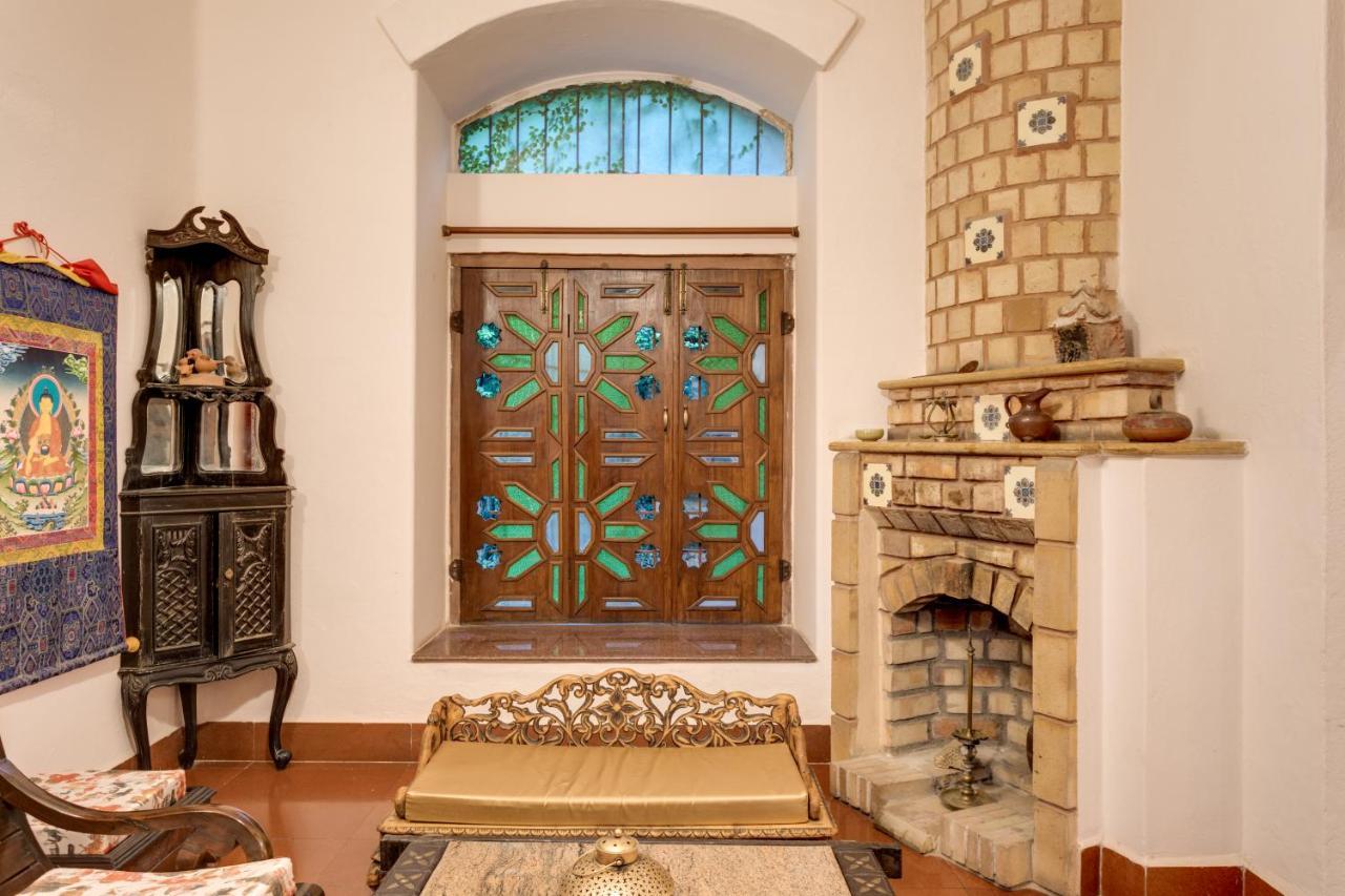 Hostie Chinar Haveli - Heritage Home With Pool, Ґурґаон Екстер'єр фото