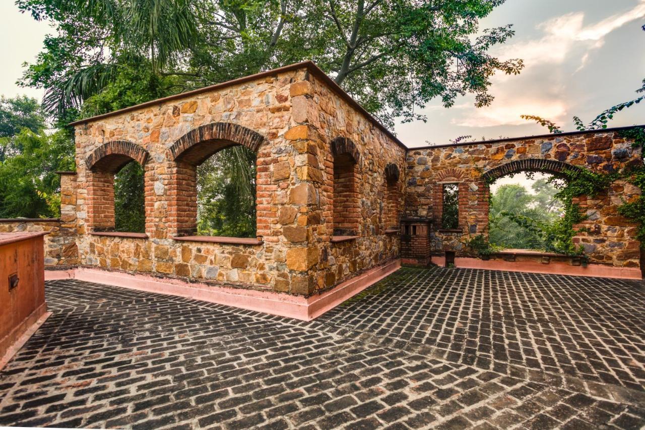 Hostie Chinar Haveli - Heritage Home With Pool, Ґурґаон Екстер'єр фото