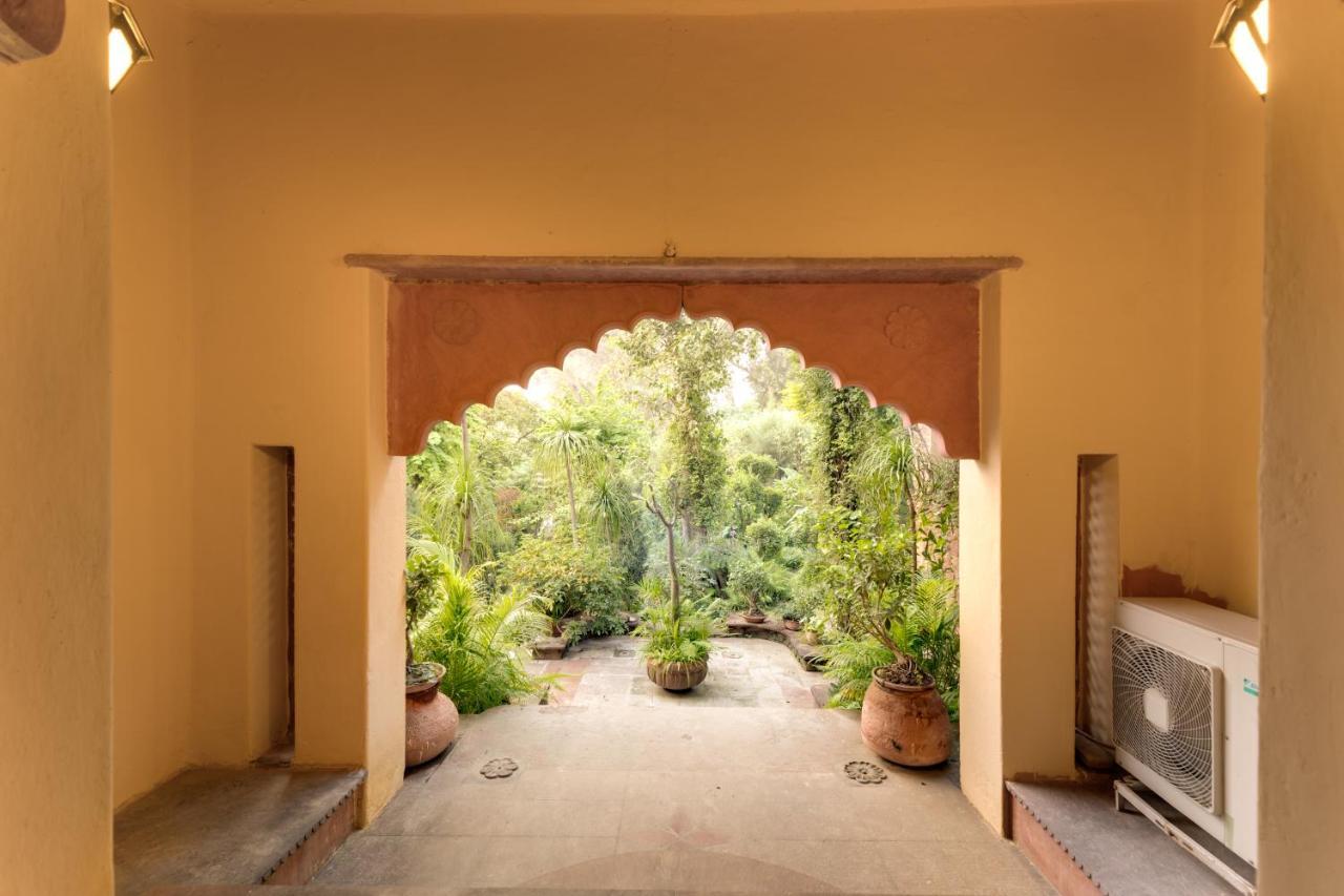 Hostie Chinar Haveli - Heritage Home With Pool, Ґурґаон Екстер'єр фото