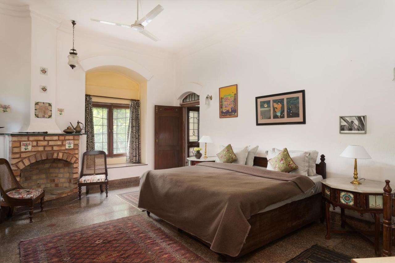 Hostie Chinar Haveli - Heritage Home With Pool, Ґурґаон Екстер'єр фото