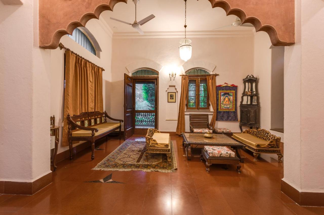 Hostie Chinar Haveli - Heritage Home With Pool, Ґурґаон Екстер'єр фото
